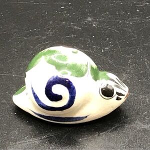 Tiny Tonala snail 2" long